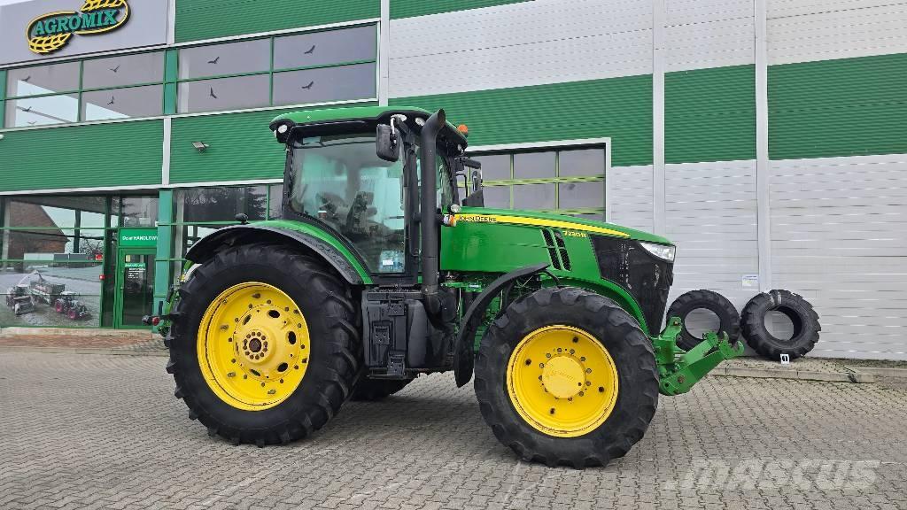 John Deere 7230 R Traktorji