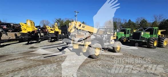 CAT TH560B Teleskopski viličarji