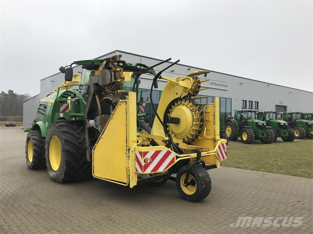 John Deere 8600 Stroji za krmo na lastni pogon