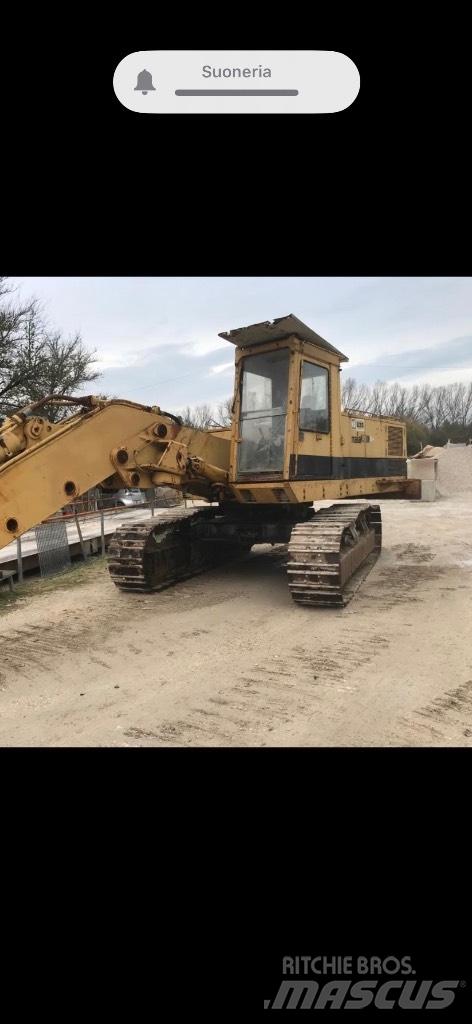 CAT 235 Bagri goseničarji