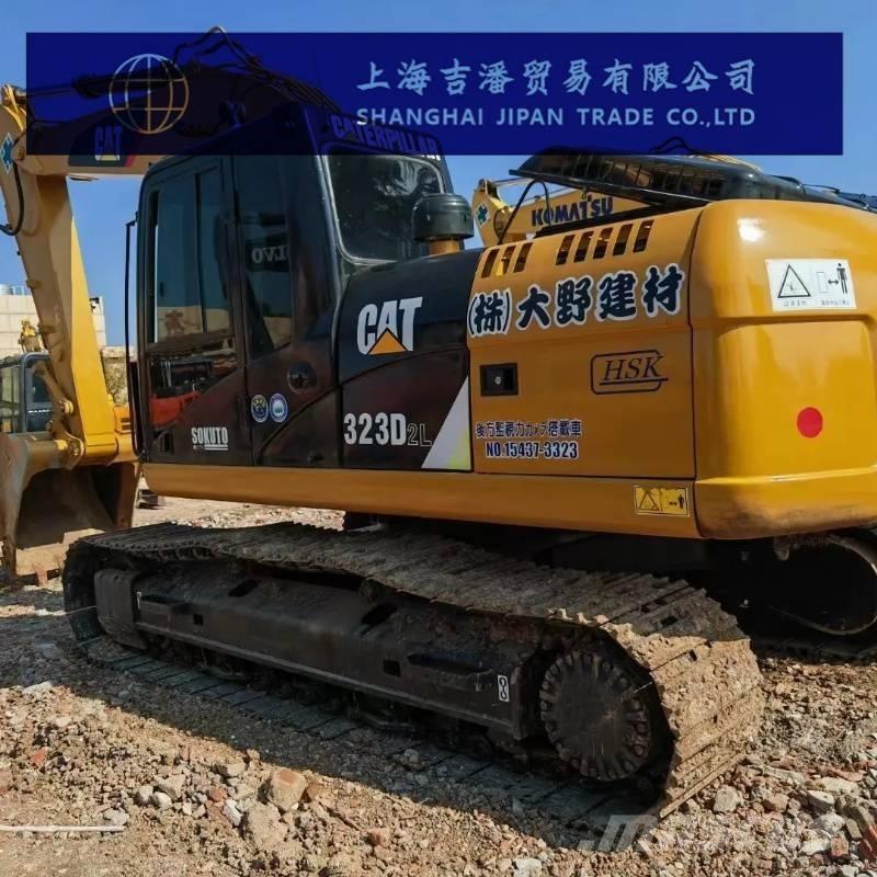 CAT 323 D Bagri goseničarji