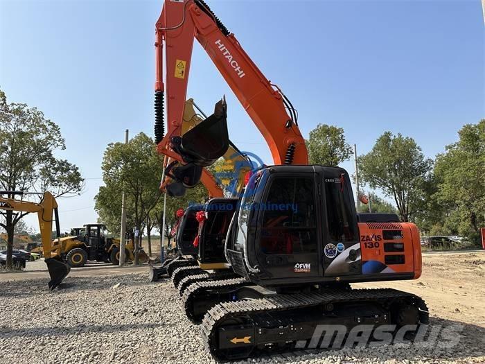 Hitachi ZX 130 Bagri goseničarji