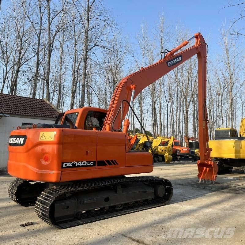 Doosan DX 140 Midi bagri 7t – 12t