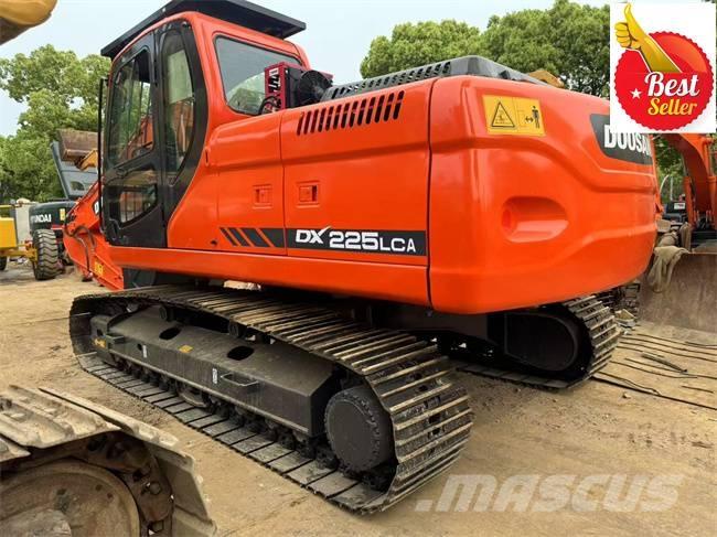 Doosan DX 225 LCA Bagri goseničarji