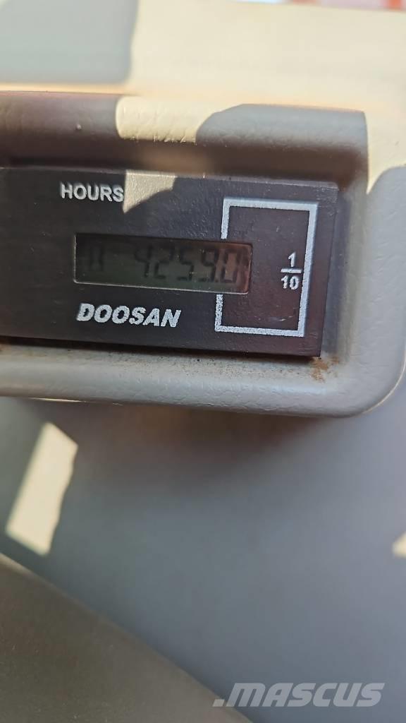 Doosan DX 235 LCR-5 Bagri goseničarji