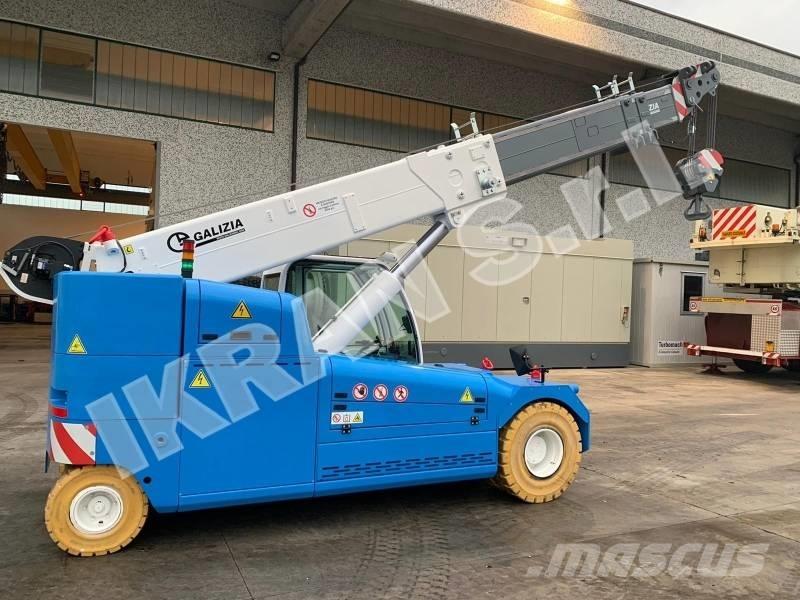 Galizia GF180 Druga dvigala/žerjavi