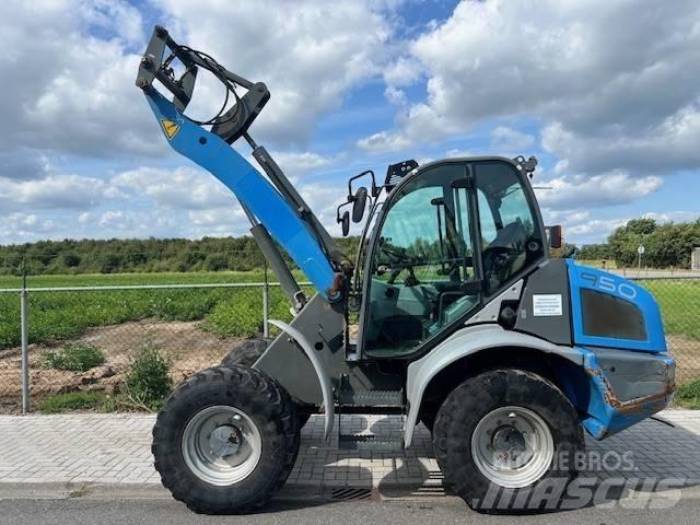 Kramer 950 Kolesni nakladalci
