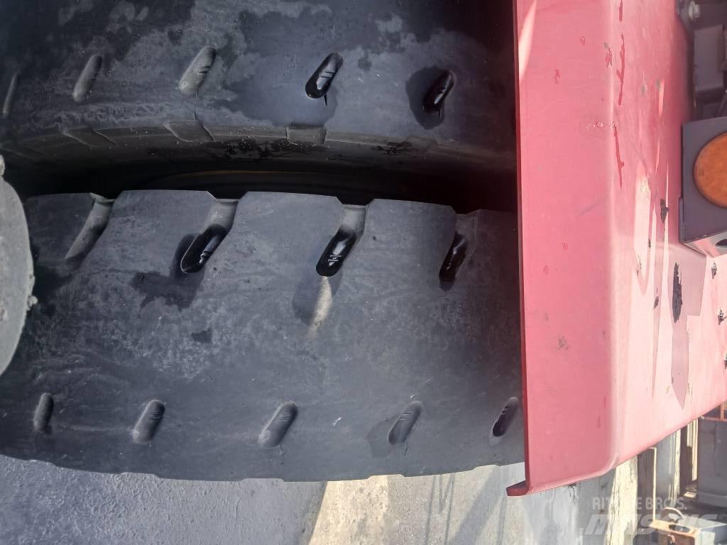 Kalmar DCG100-45ED7 Kontejnerski viličarji