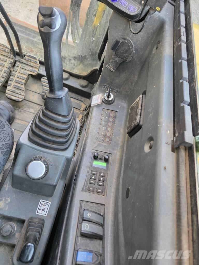 New Holland E60C Mini bagri <7t