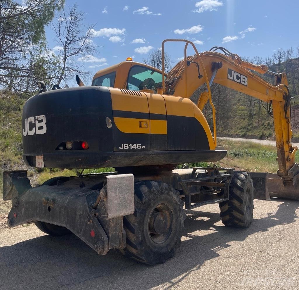 JCB JS 145 W Bagri na kolesih