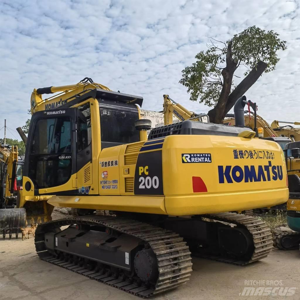 Komatsu PC 200 Bagri goseničarji