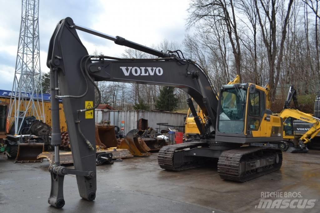 Volvo EC 200 Bagri goseničarji
