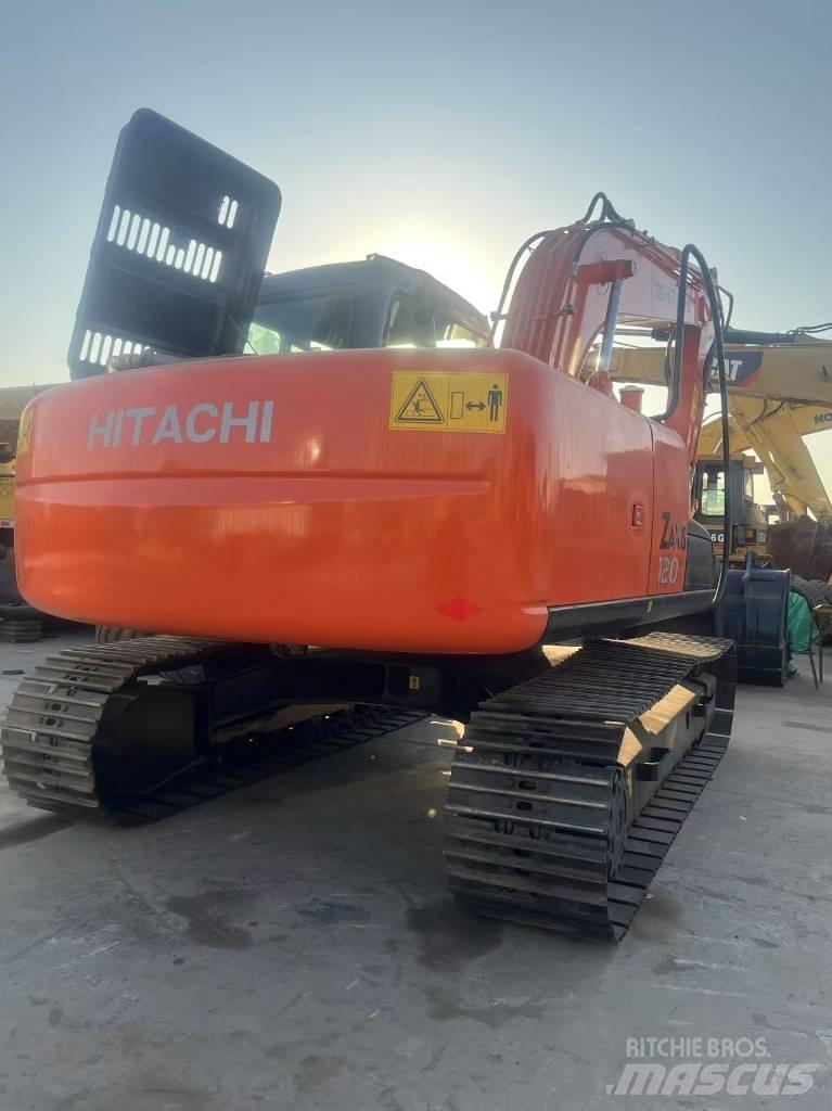 Hitachi ZX 120 Bagri goseničarji