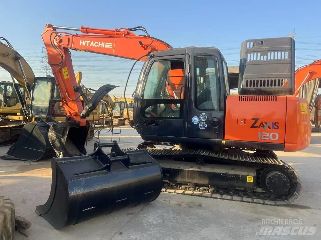 Hitachi ZX 120 Bagri goseničarji
