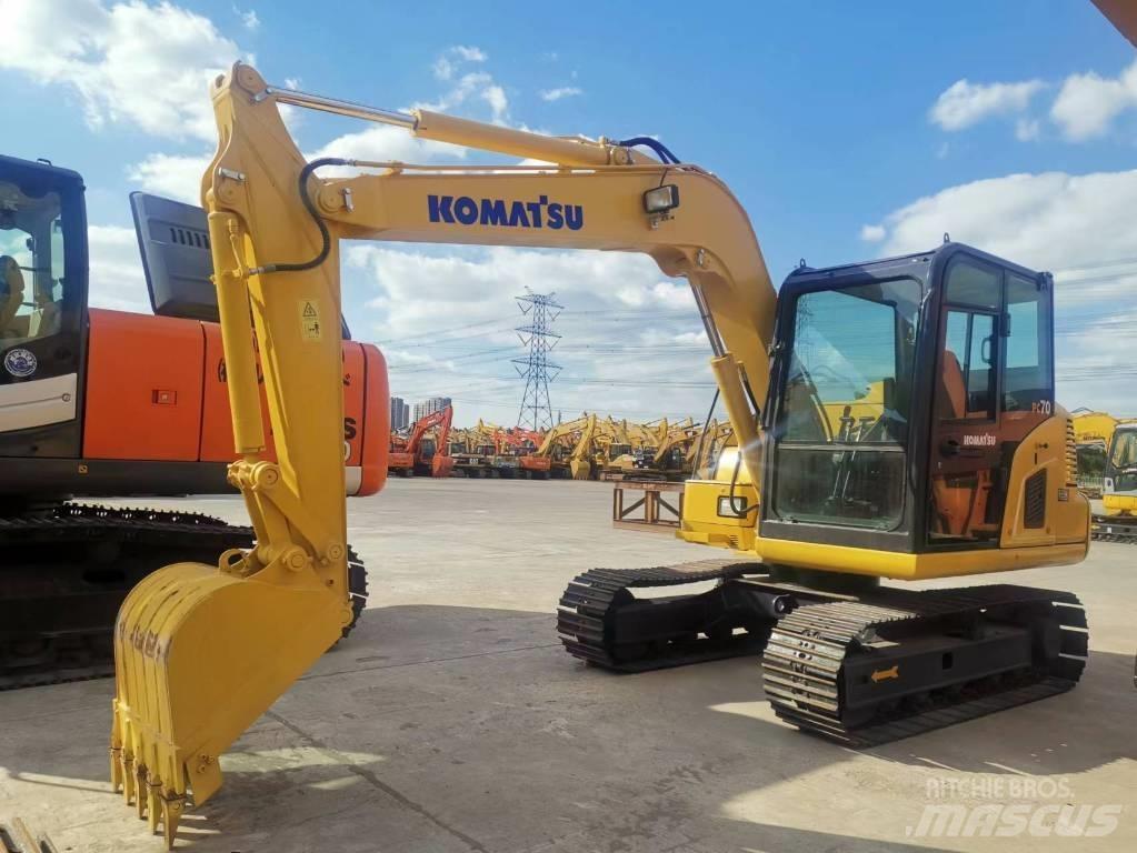 Komatsu PC 70 Bagri goseničarji
