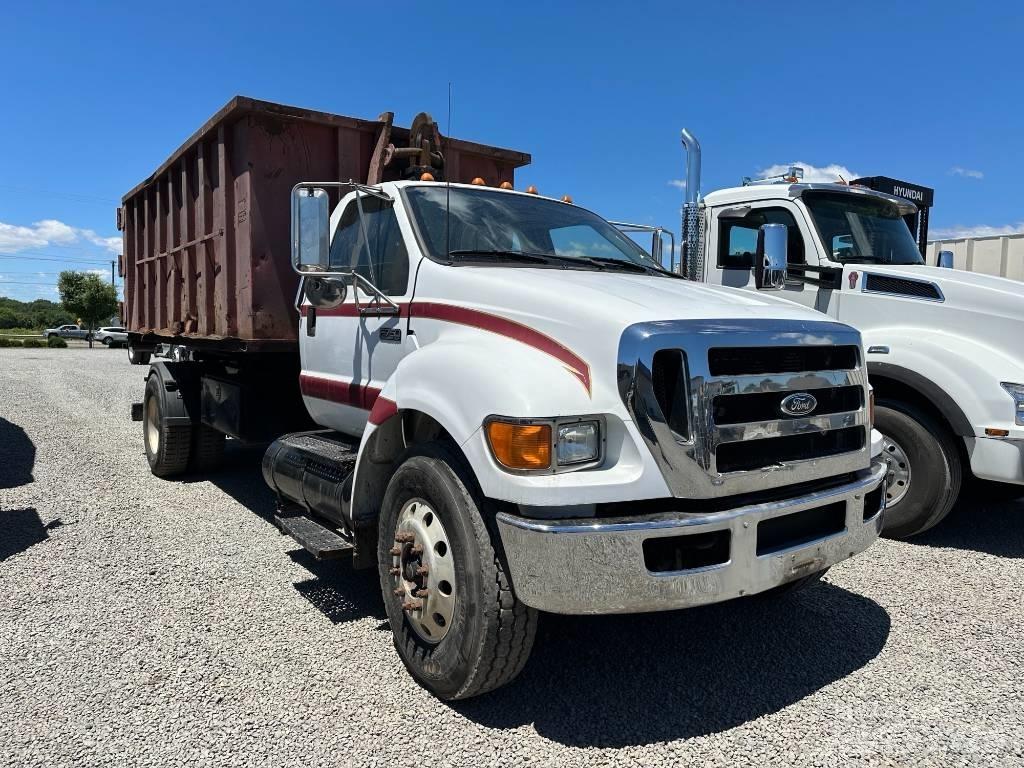 Ford F 750 Komunalni tovornjaki