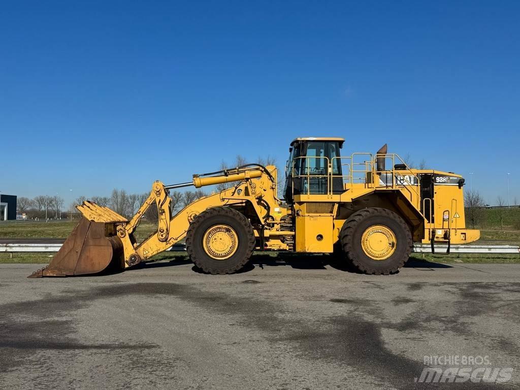 CAT 988H Kolesni nakladalci