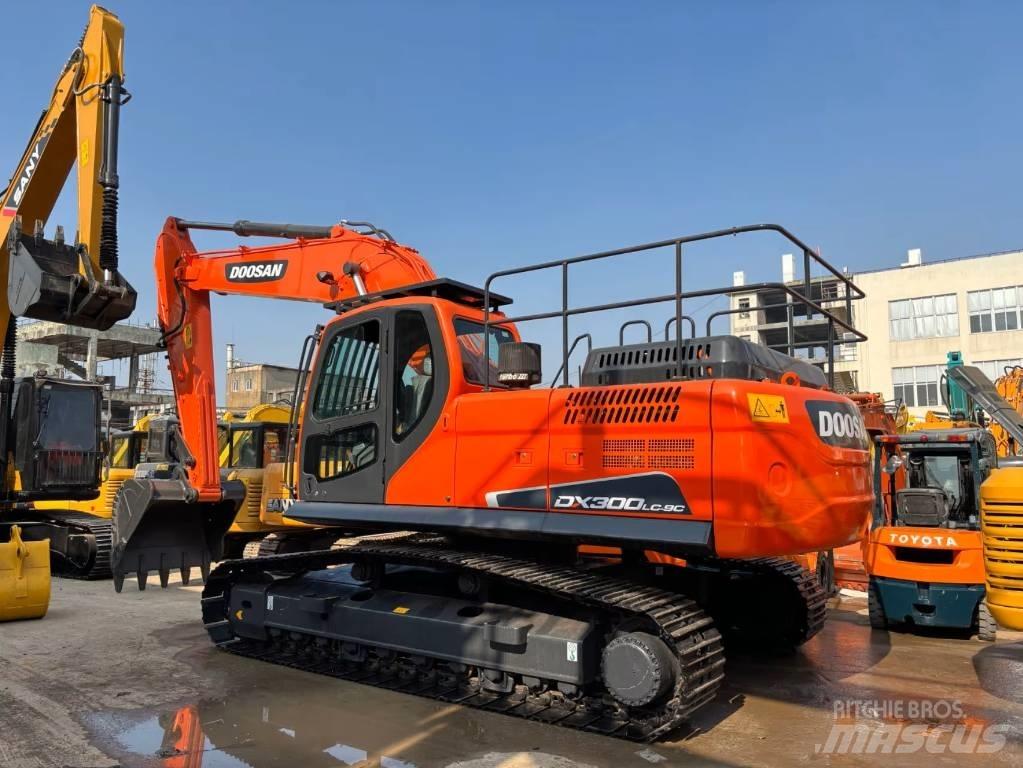 Doosan DX 300 LC - 9 C Mini bagri <7t