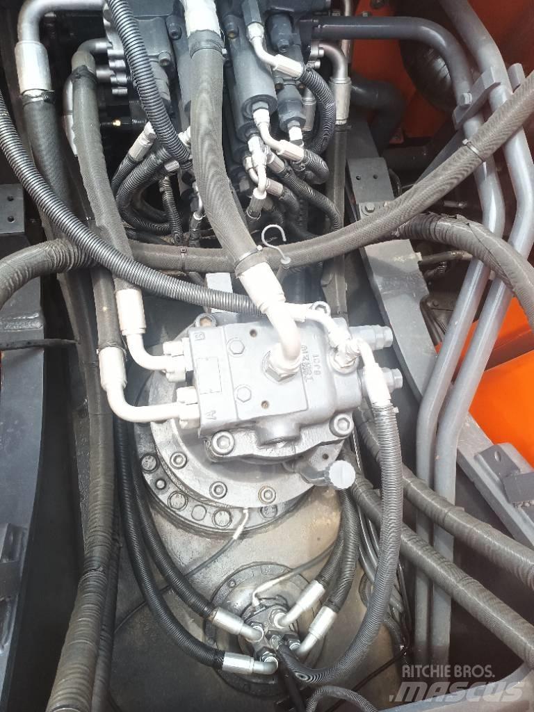 Doosan DX 225LC-9C Bagri goseničarji