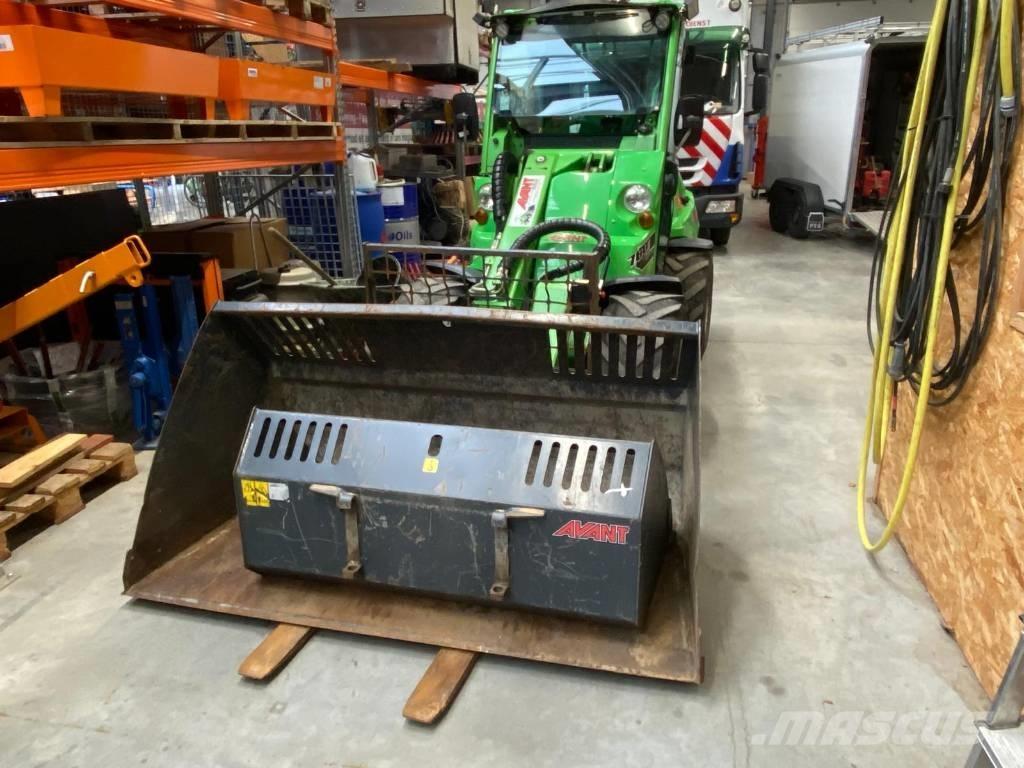 Avant 760 I Skid steer mini nakladalci