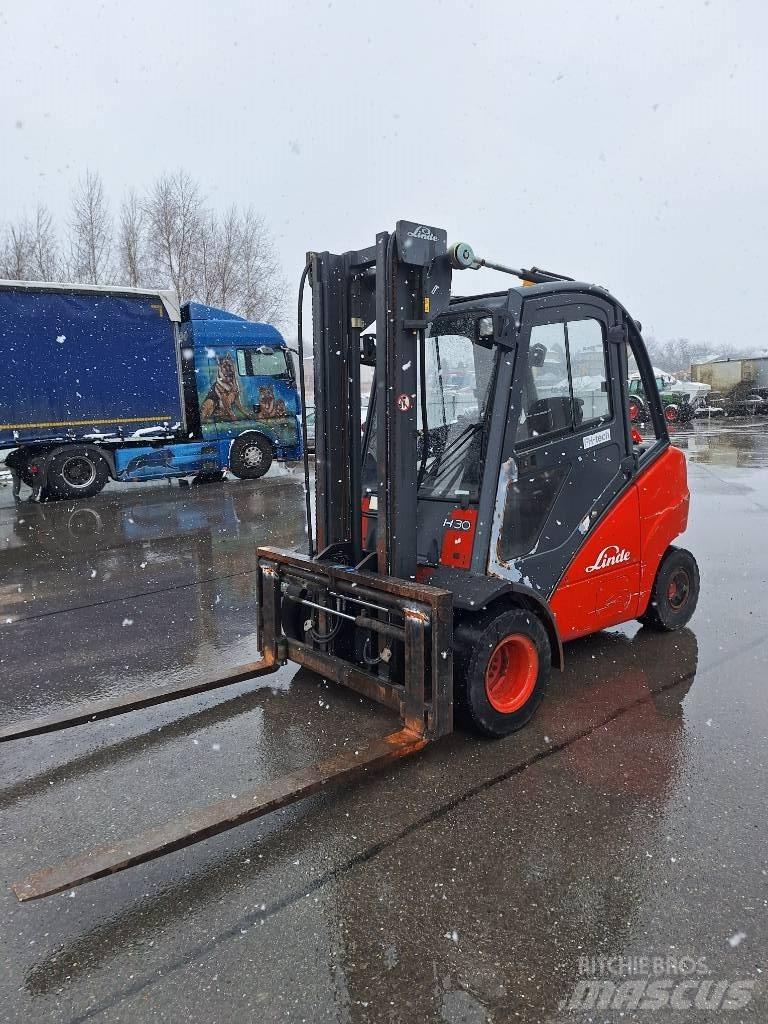 Linde H 30 D Dizelski viličarji