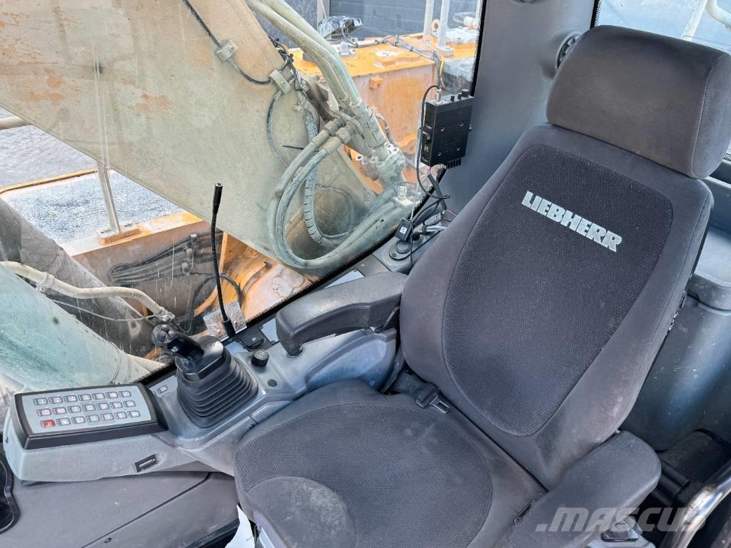 Liebherr R 926 LC Bagri goseničarji