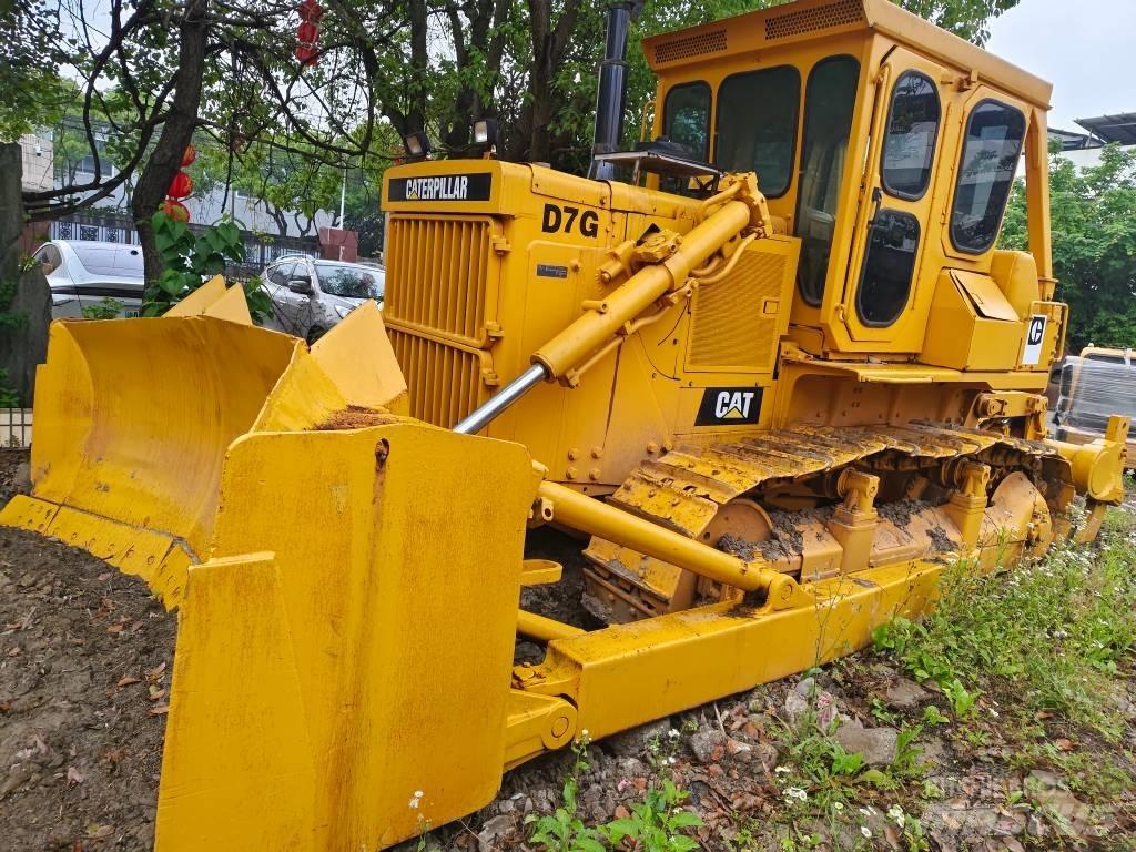 CAT D 7 G Buldožerji goseničarji