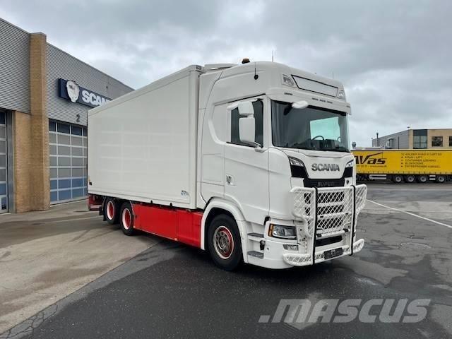 Scania S 650 Tovornjaki zabojniki