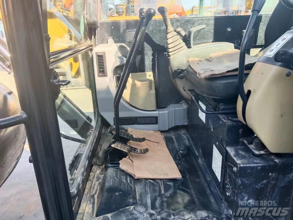 CAT 307 Bagri goseničarji