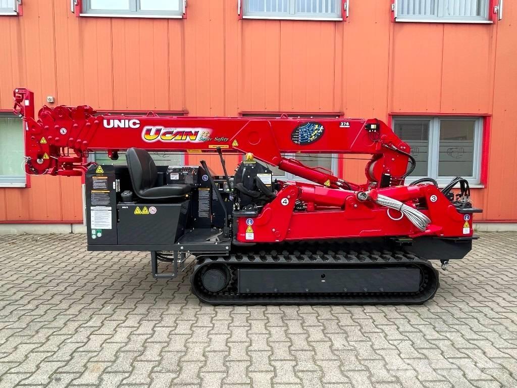 Unic URW-376 Dvigala na gosenicah