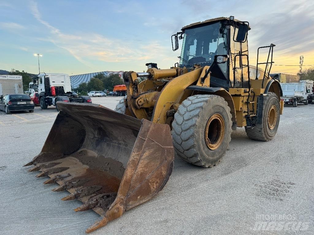 CAT 950H Kolesni nakladalci