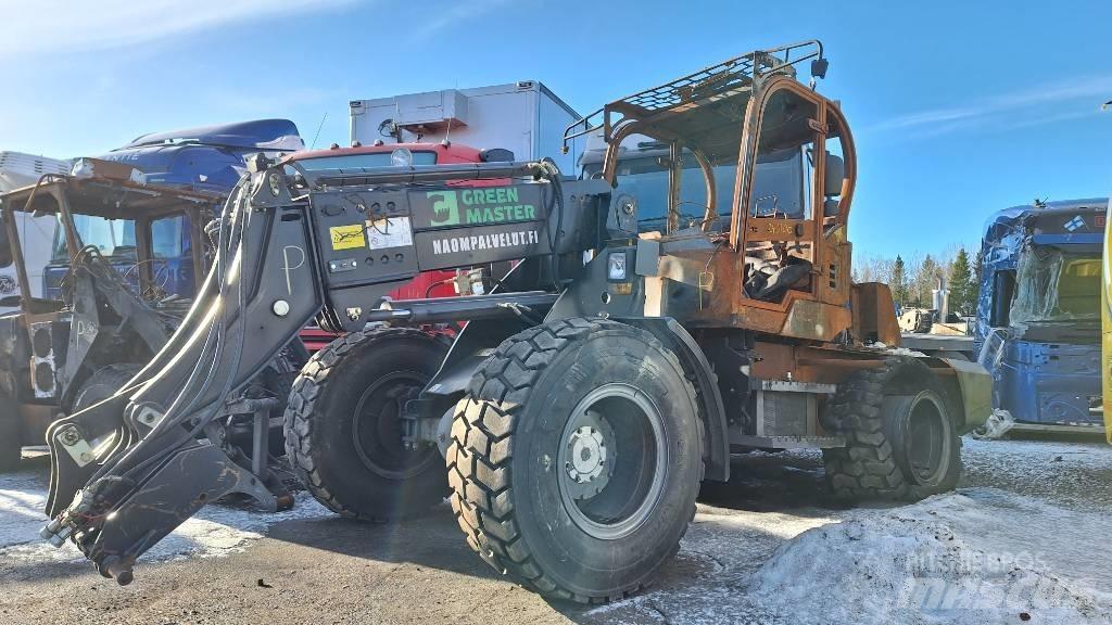 Green master 825T Teleskopski kolesni nakladalci