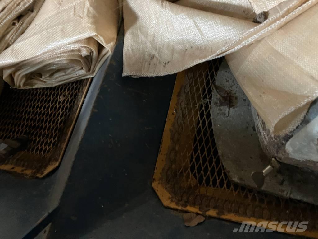 Bogballe D1000 Trosilniki gnoja