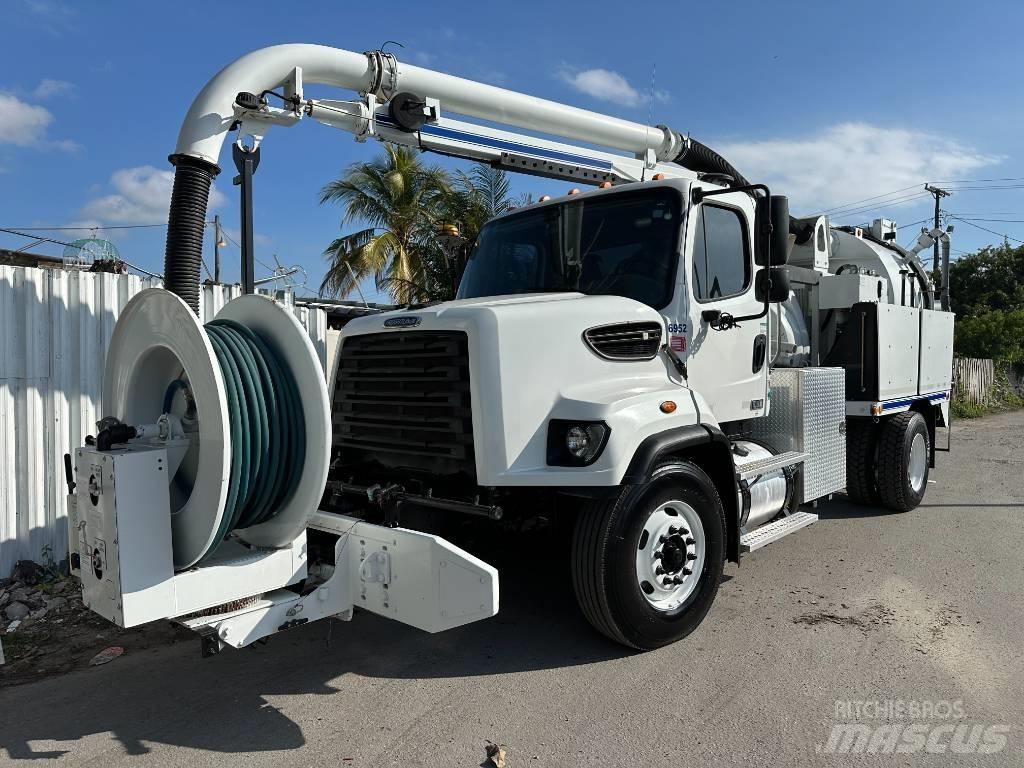 Freightliner 108 SD Vakuumski tovornjaki