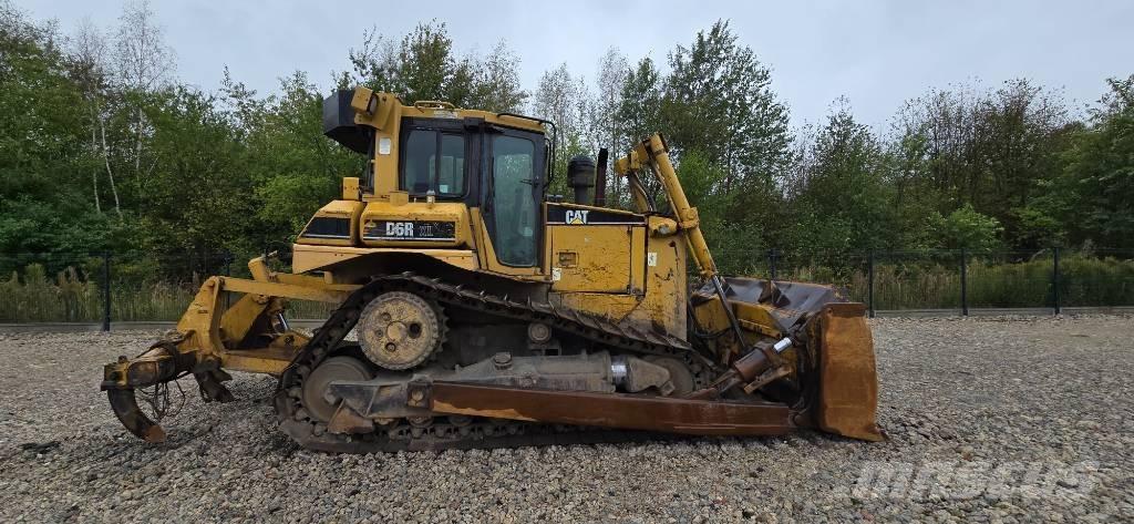 CAT D 6 R XL II Buldožerji goseničarji