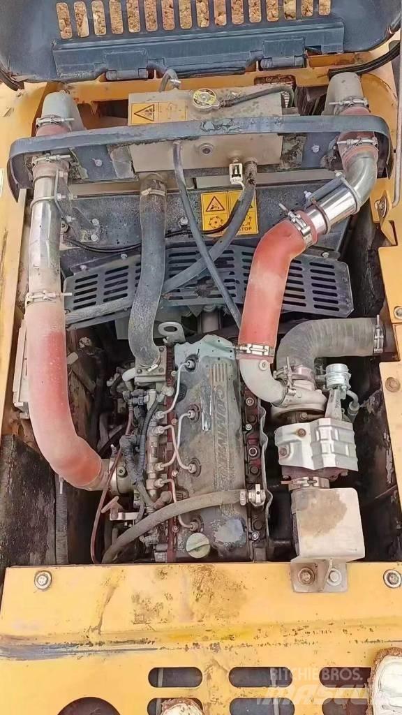 XCMG XE 135 D Bagri goseničarji
