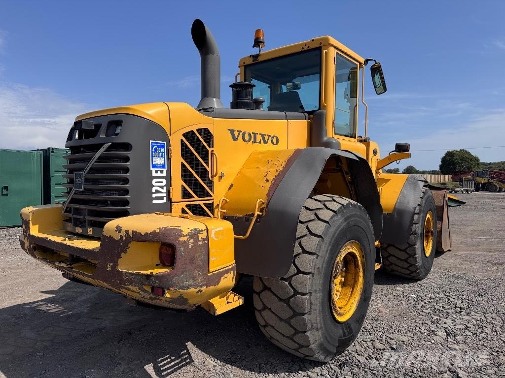 Volvo L 120 E Kolesni nakladalci