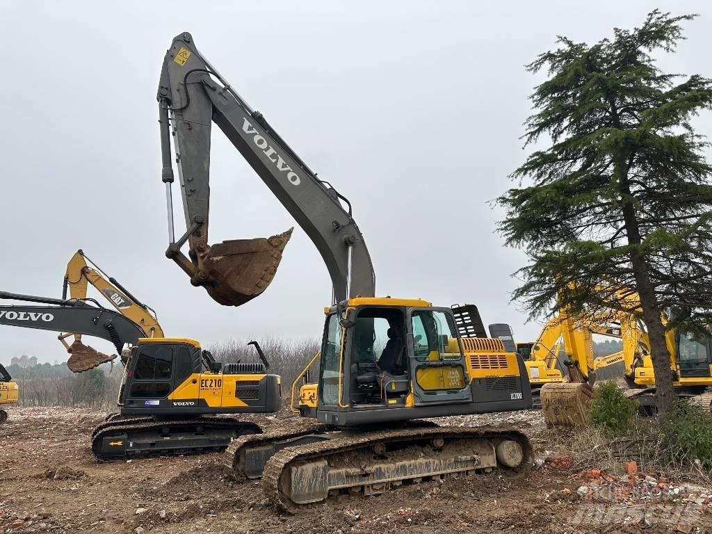 Volvo EC 210 Bagri goseničarji