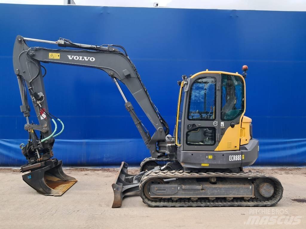 Volvo ECR 88 D Midi bagri 7t – 12t