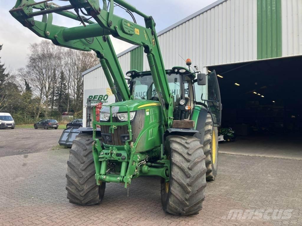 John Deere 6215R Traktorji