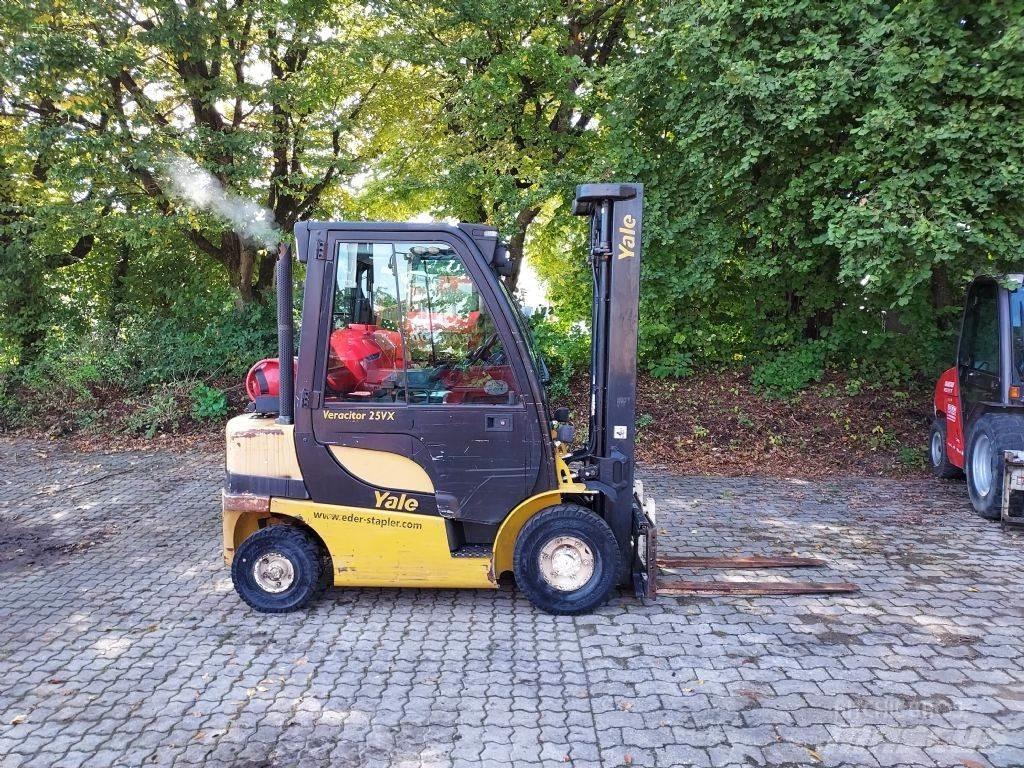 Yale GLP 25VX Plinski viličarji