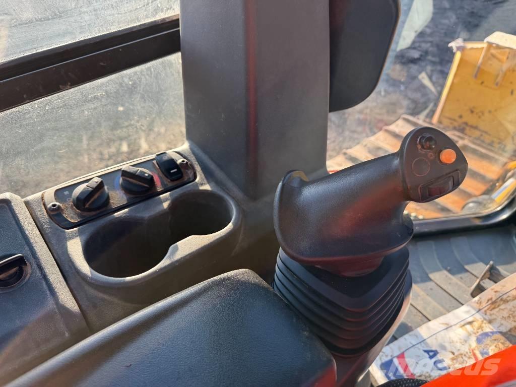 CAT D 3 Next Gen Buldožerji goseničarji