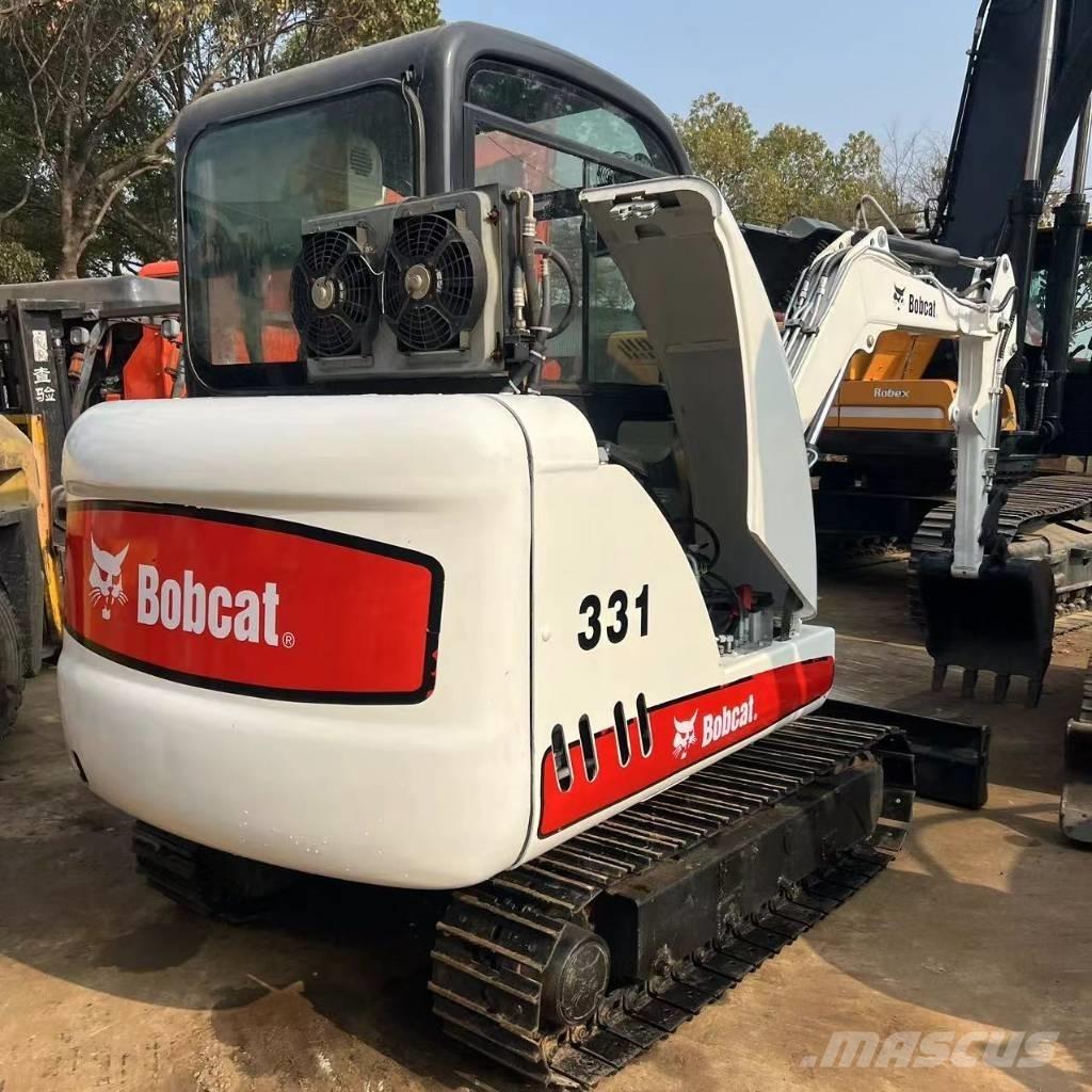 Bobcat 331 Mini bagri <7t