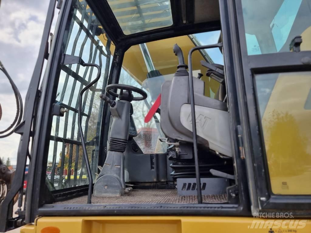CAT MH 3022 Bagri za prekladanje primarnih/sekundarnih surovin