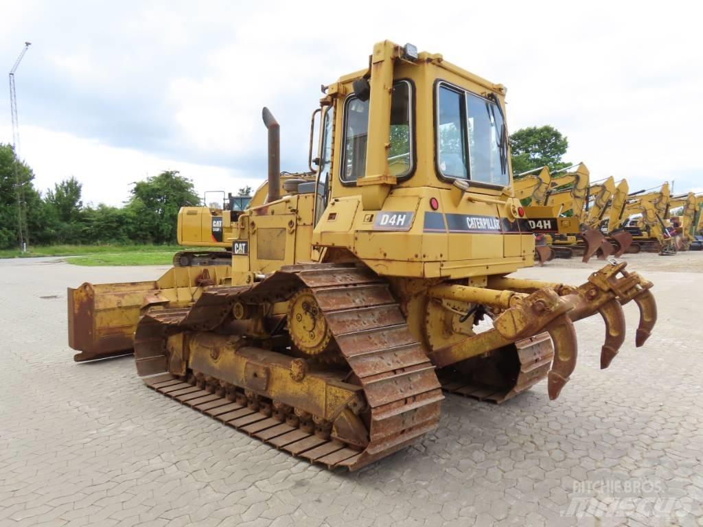 CAT D 4 H Buldožerji goseničarji