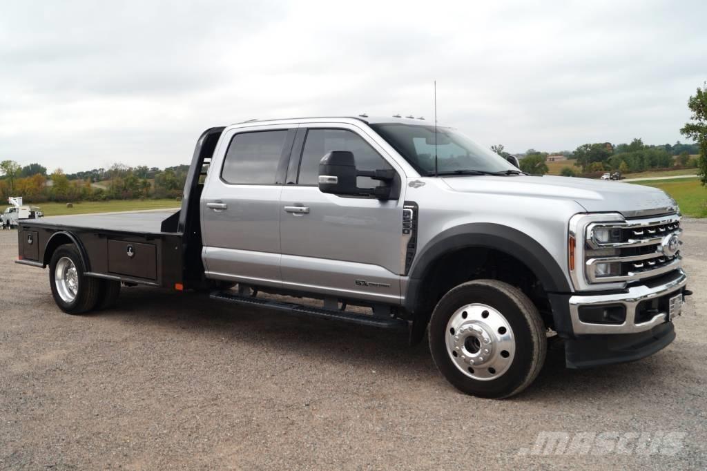 Ford F 550 SD Lariat Tovornjaki s kesonom/platojem