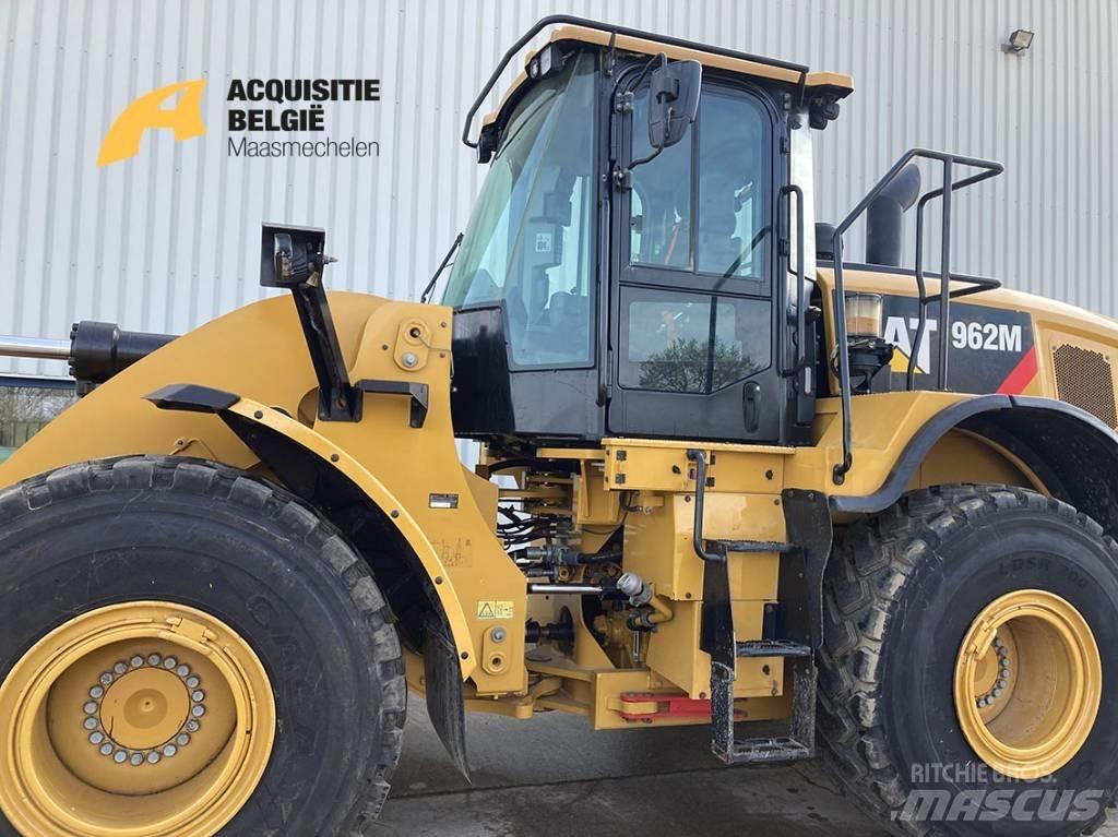 CAT 962 M Kolesni nakladalci