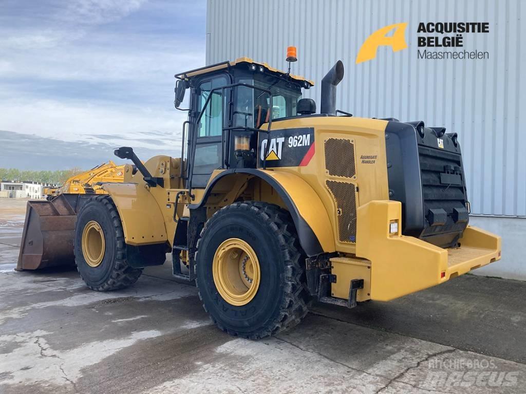 CAT 962 M Kolesni nakladalci