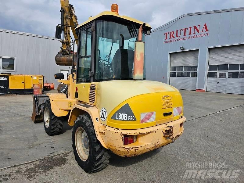 Volvo L 30 B Kolesni nakladalci