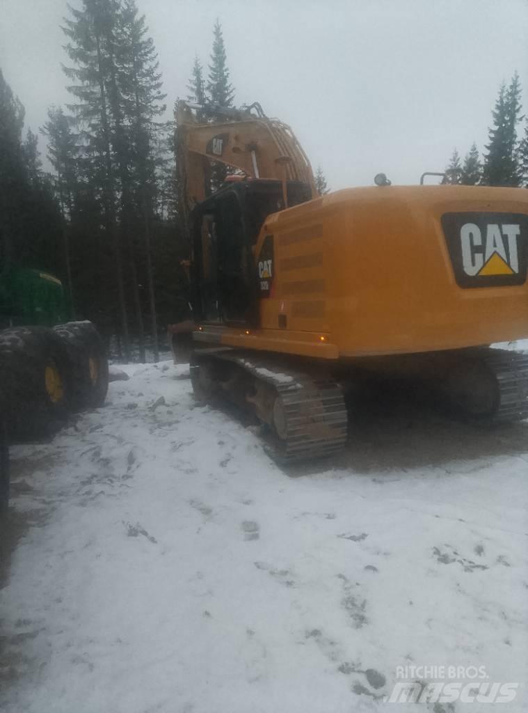 CAT 320 Bagri goseničarji